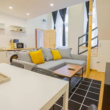 בודפשט 2 Bedroom Flat In The Dob Street, Venus מראה חיצוני תמונה